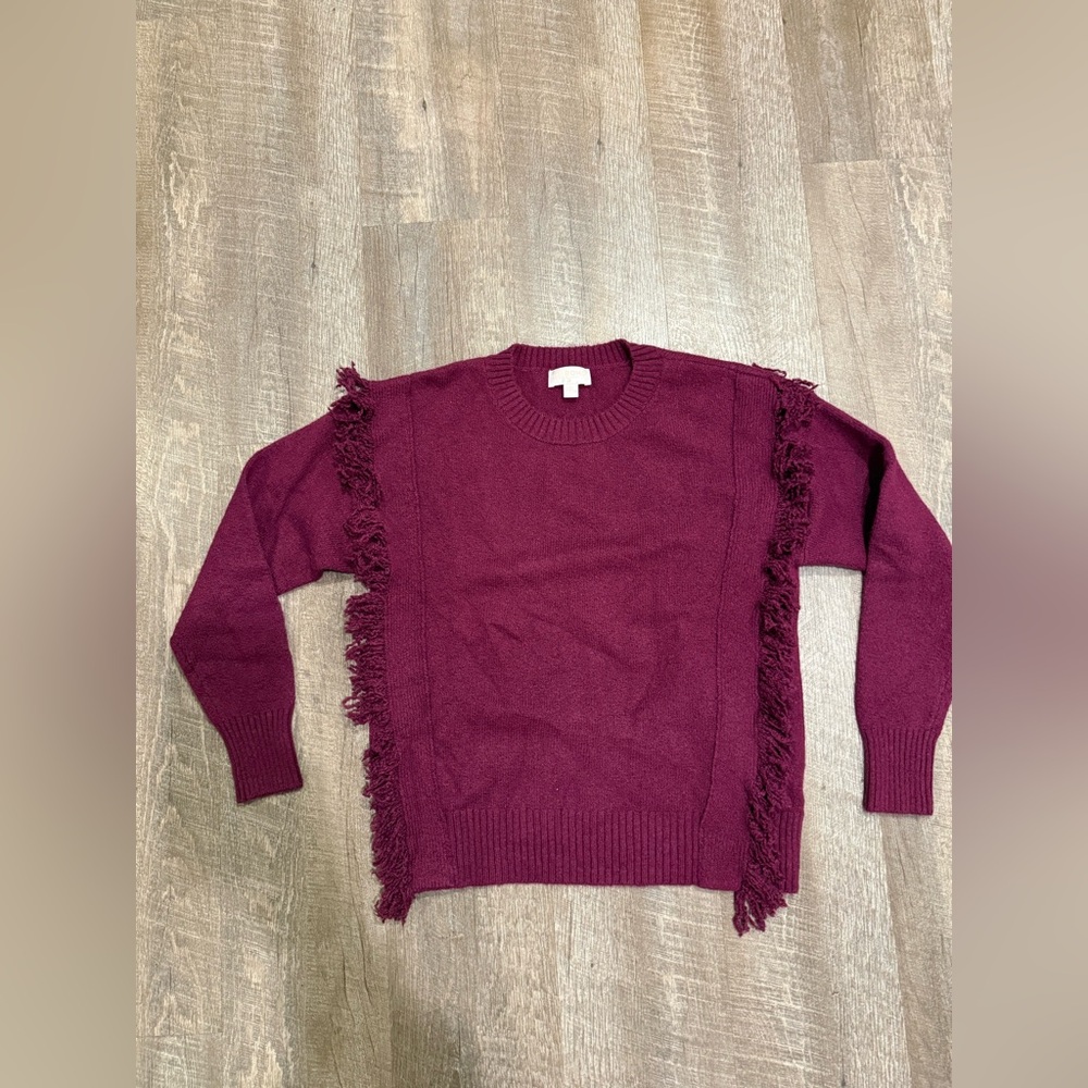 Chic Fringed Burgundy Sweater
